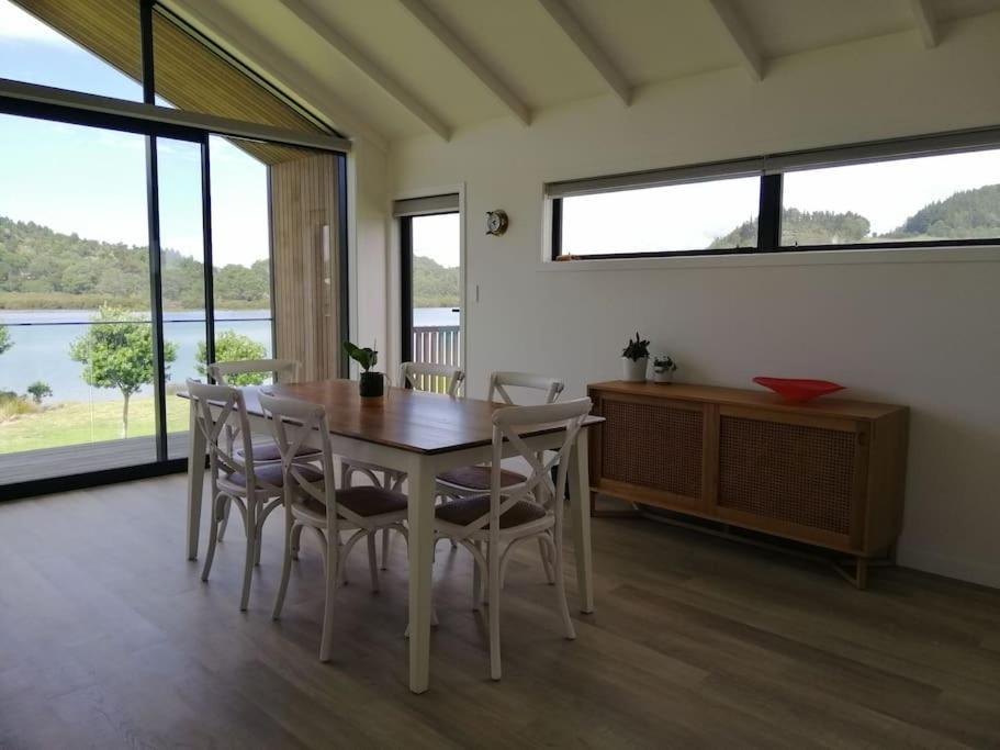 Purangi Waterfront Retreat Διαμέρισμα Cooks Beach Εξωτερικό φωτογραφία